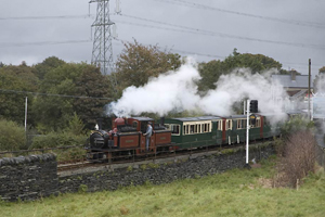 The 'green and ivory' departs Minffordd