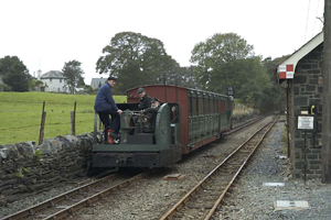 Once again - a little changed scene. The Simplex at Minffordd Weighbridge.